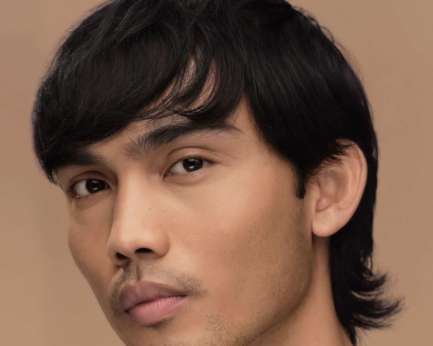 Why Is My Hair Not Growing? Common Causes and Solutions