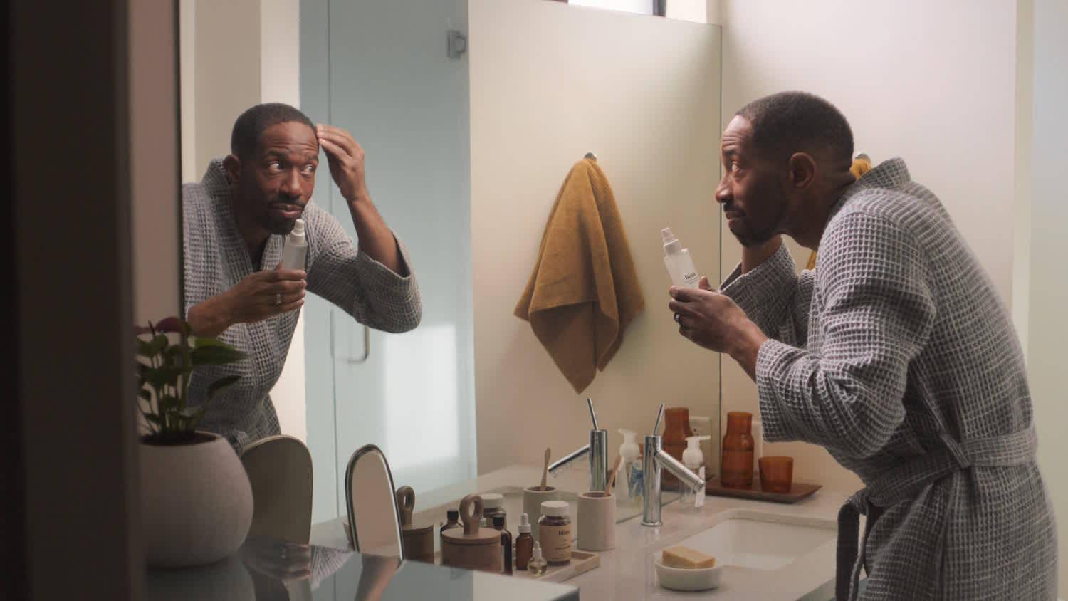 How to Stop Alopecia Areata From Spreading