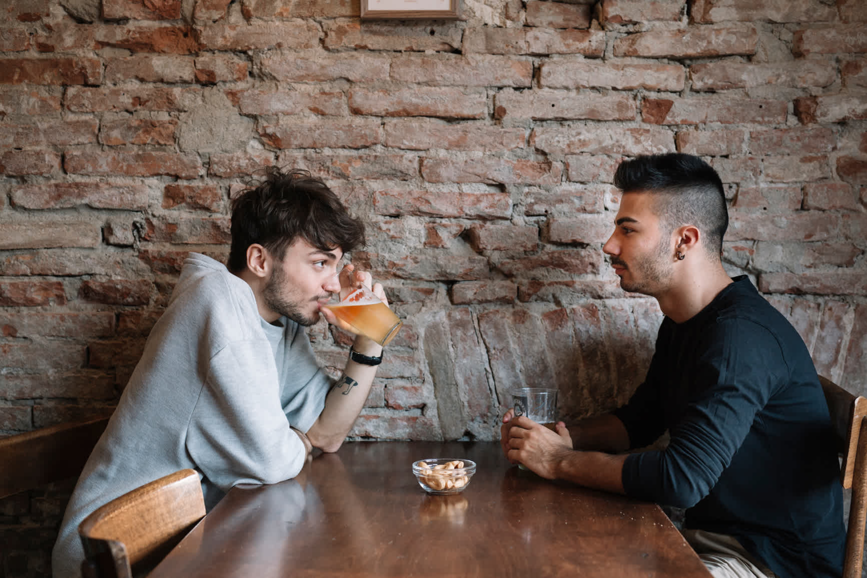 What to Know About Alcohol and Testosterone: Separating Fact From Myth