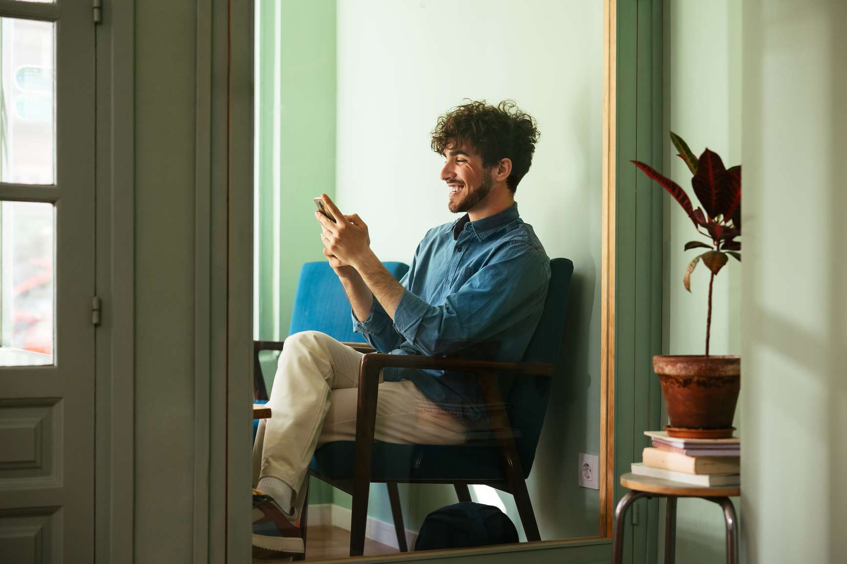How to Get Fluffy Hair for Men: A Guide to Volume and Softness